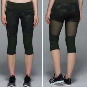 Lululemon camo & mesh training tough crop legging size 6